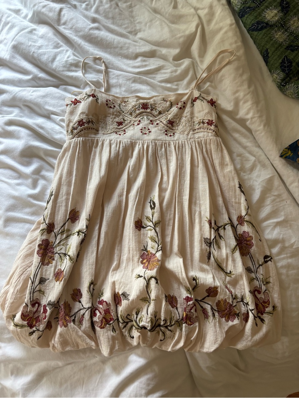 NWT Zara Cream Floral Embroidered Mini Dress
